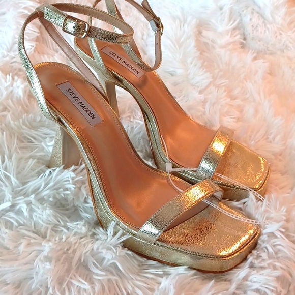 Steve Madden Nicky Open Toe Gold Flare Heel Sandals Size 10 New - Picture 15 of 16